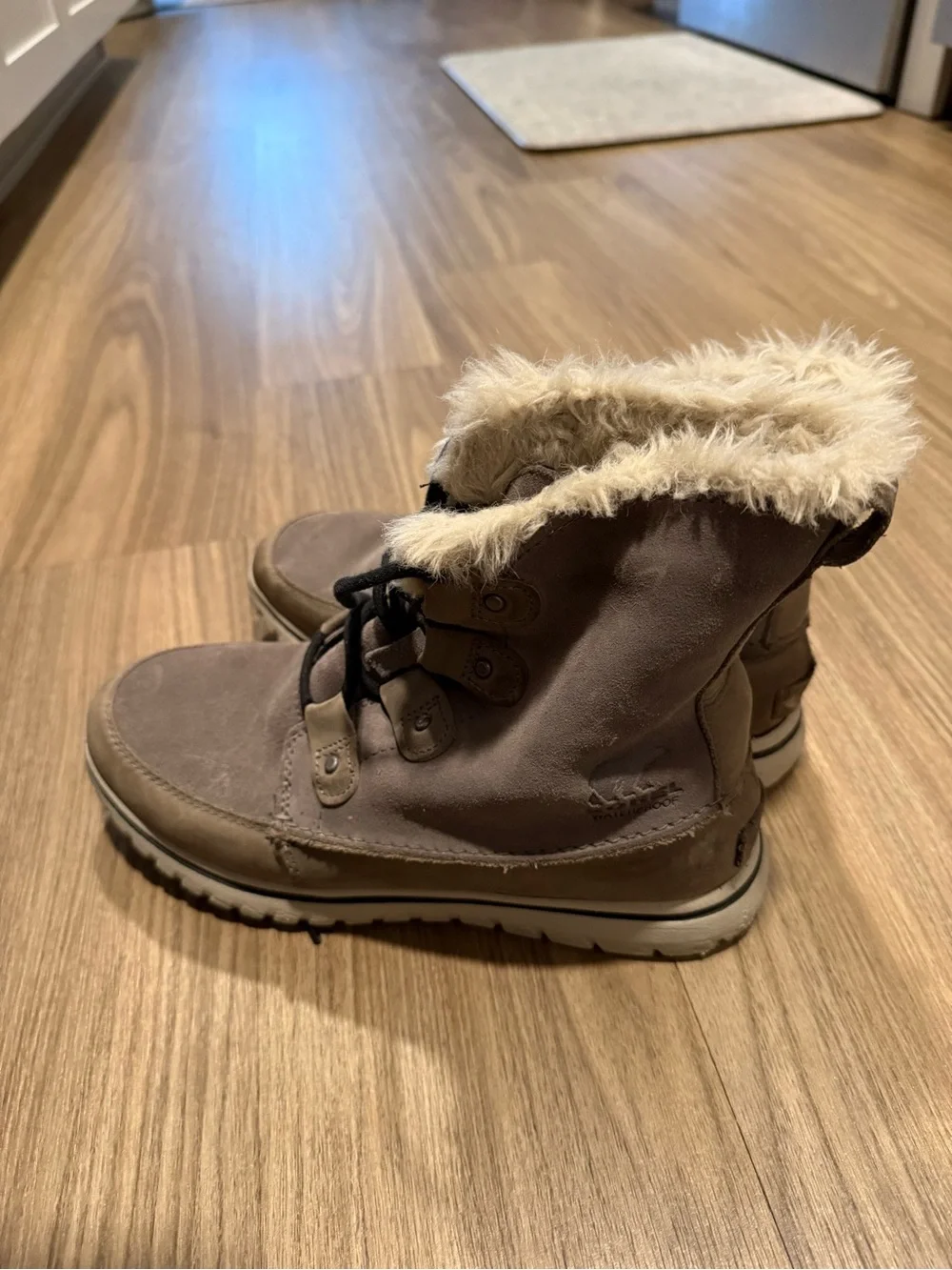 Sorel men lace